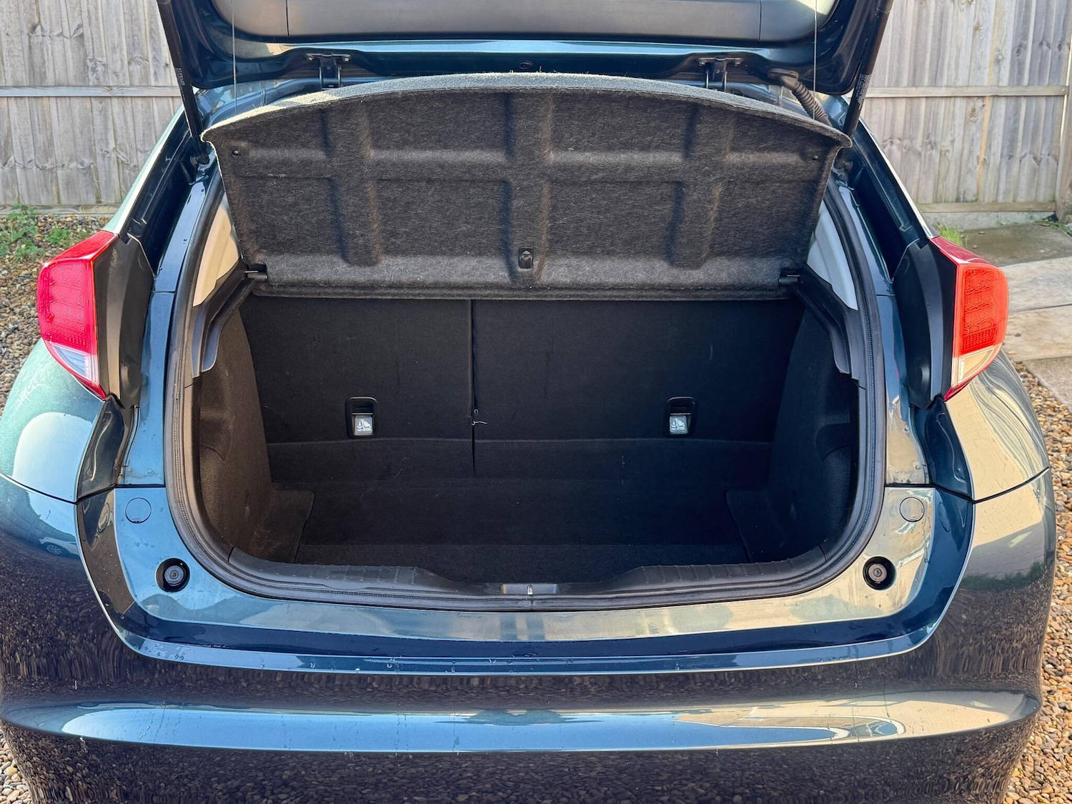 Used Honda Civic 2012 for sale - 76936620: Photo 37