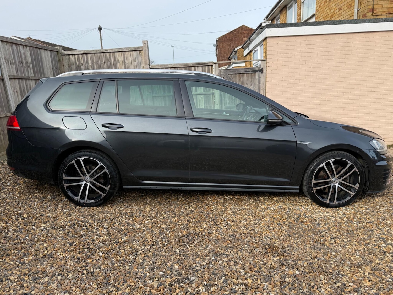 Used Volkswagen Golf 2016 for sale - 77585923: Photo 3