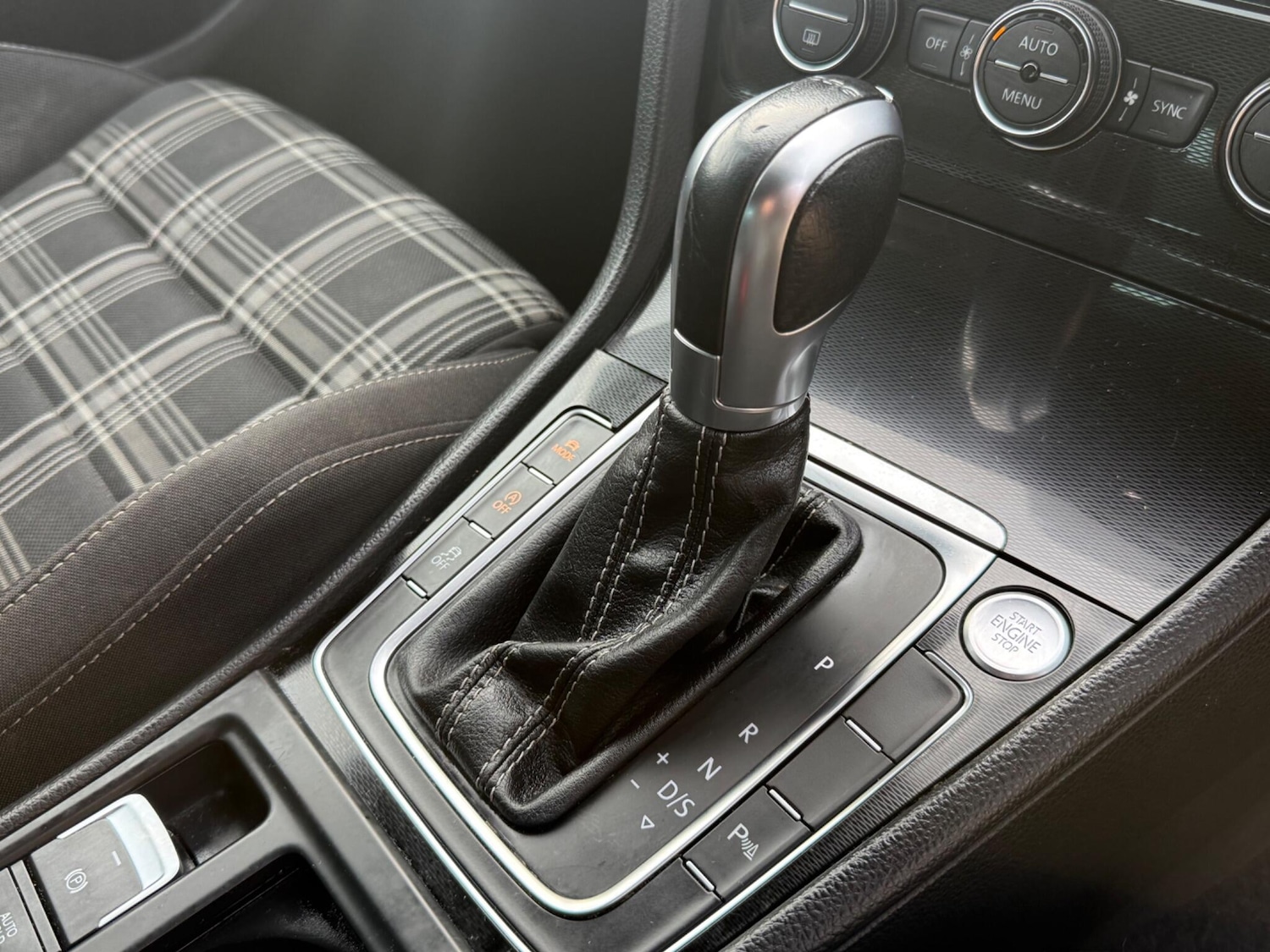 Used Volkswagen Golf 2016 for sale - 77585923: Photo 31