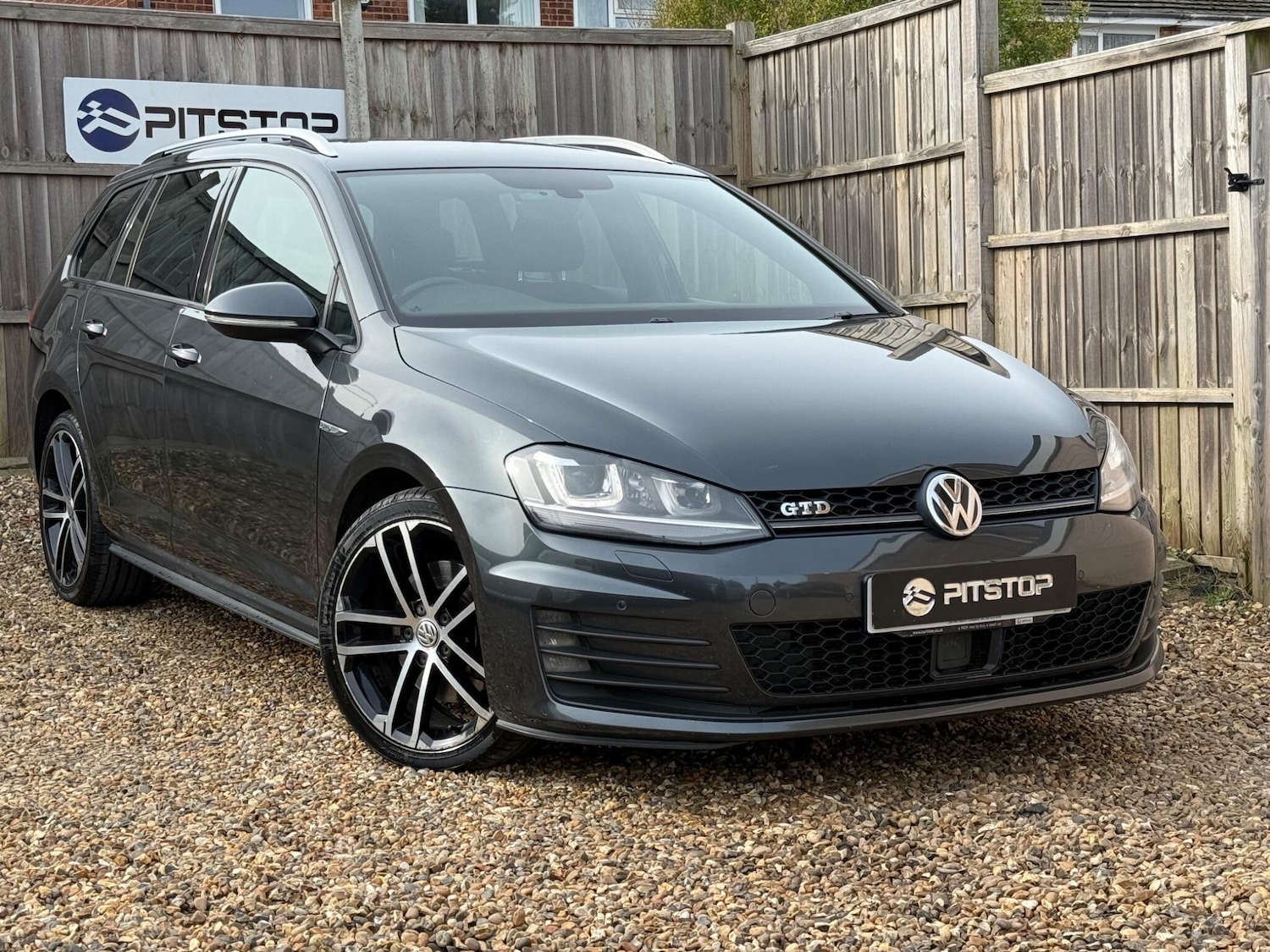 Used Volkswagen Golf 2016 for sale - 77585923: Photo 5