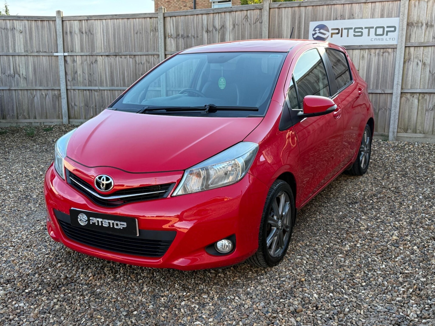 Used Toyota Yaris 2012 for sale - 77722613: Photo 6
