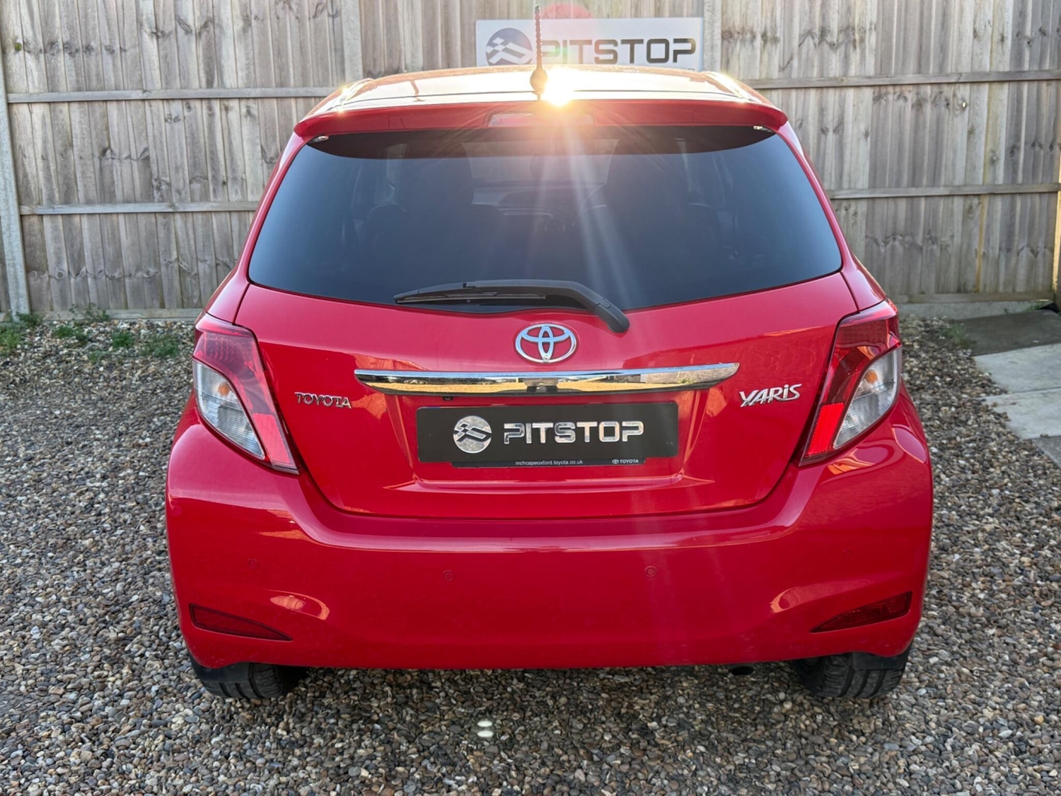 Used Toyota Yaris 2012 for sale - 77722613: Photo 8