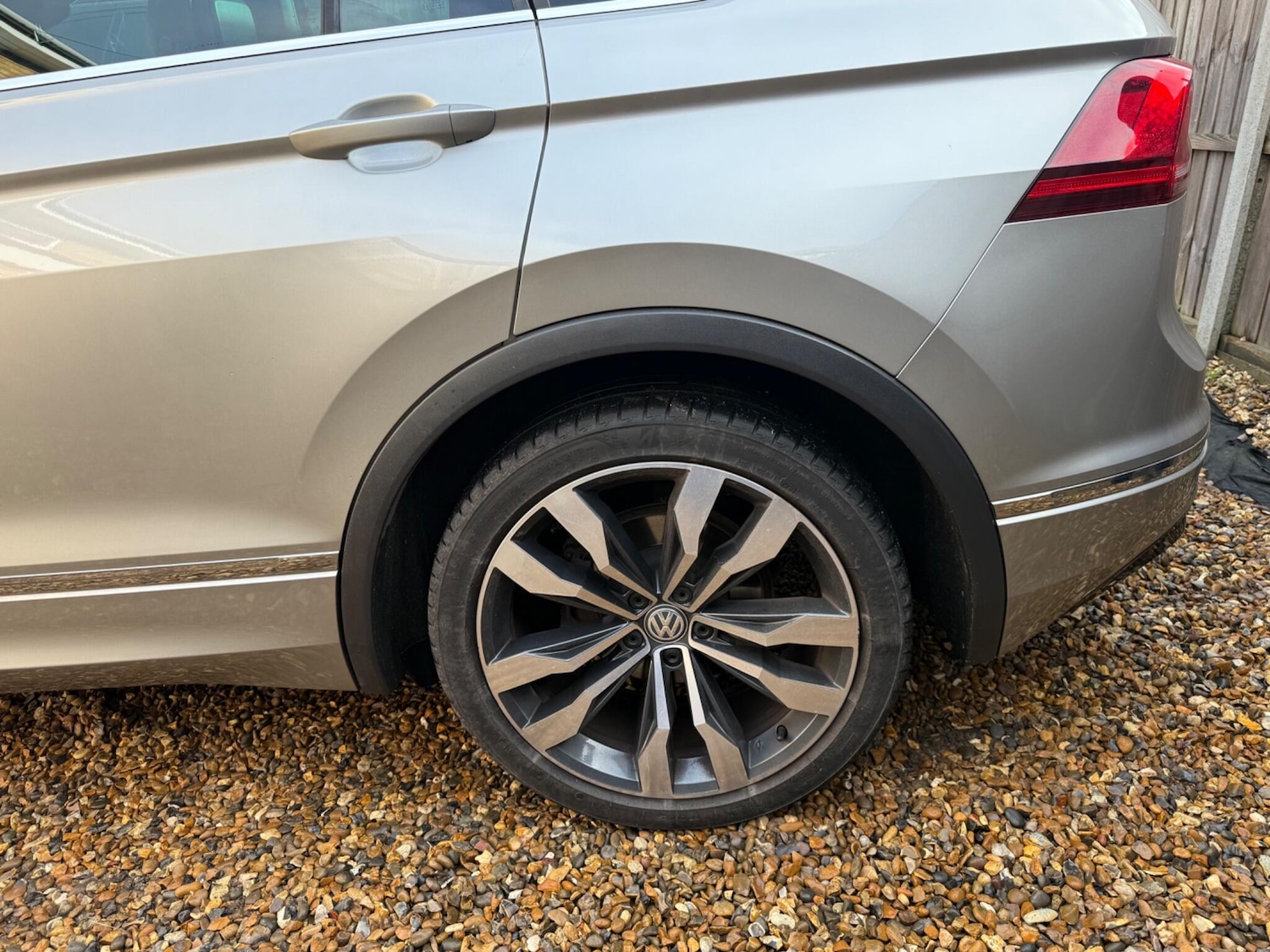 Used Volkswagen Tiguan 2017 for sale - 77237941: Photo 22