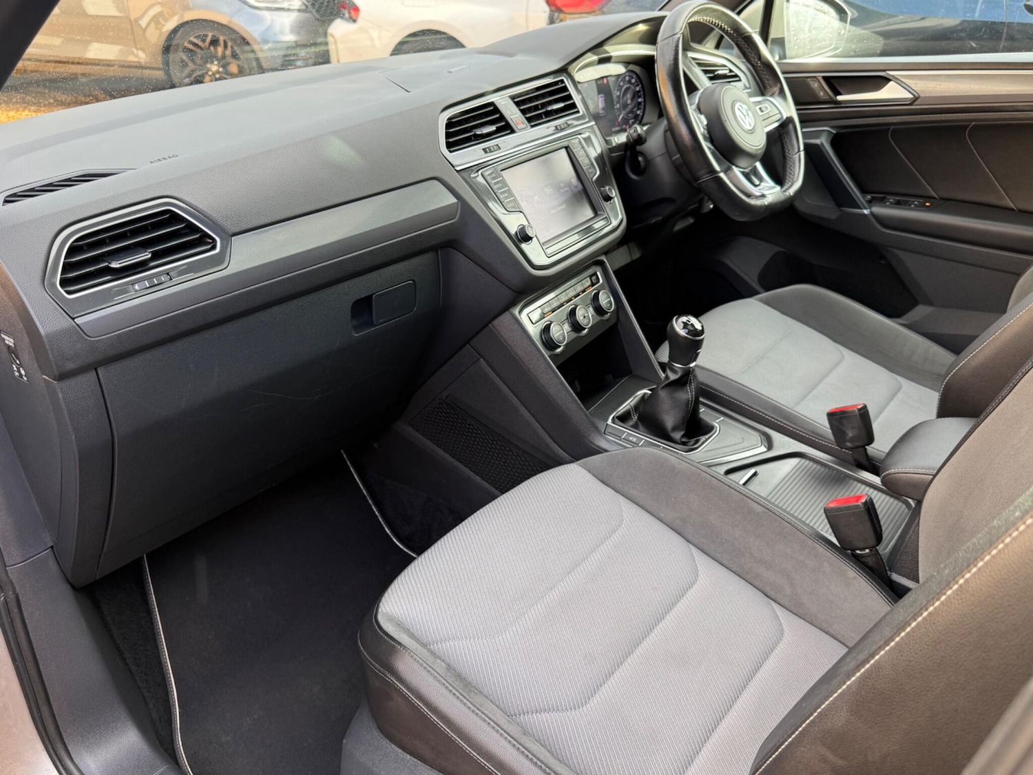 Used Volkswagen Tiguan 2017 for sale - 77237941: Photo 24