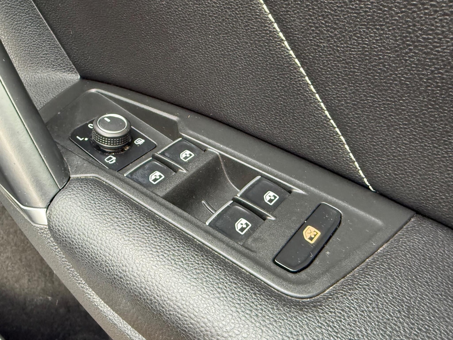 Used Volkswagen Tiguan 2017 for sale - 77237941: Photo 33