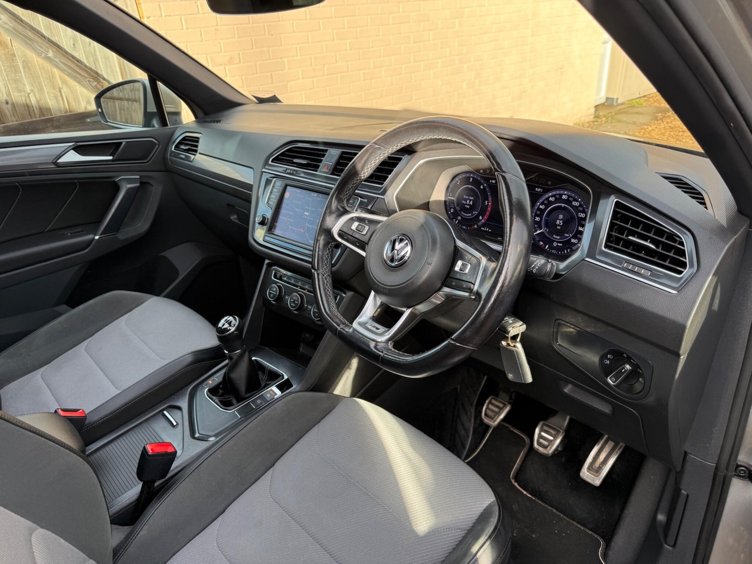 Used Volkswagen Tiguan 2017 for sale - 77237941: Photo 37