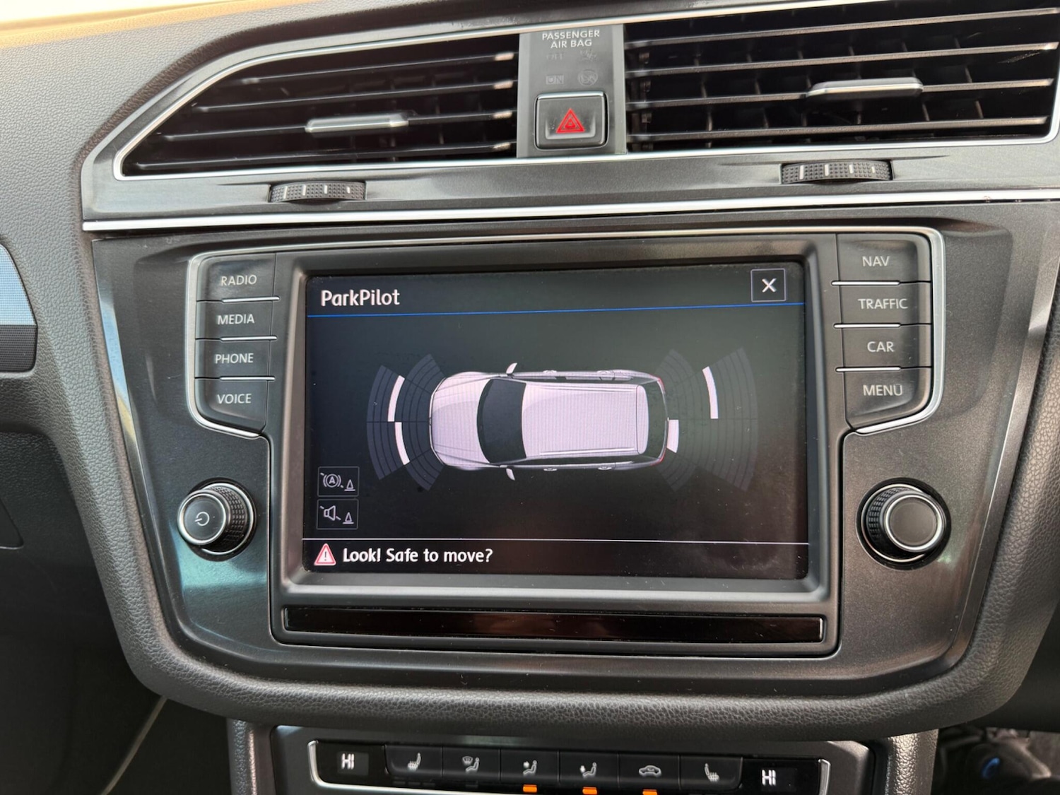 Used Volkswagen Tiguan 2017 for sale - 77237941: Photo 43