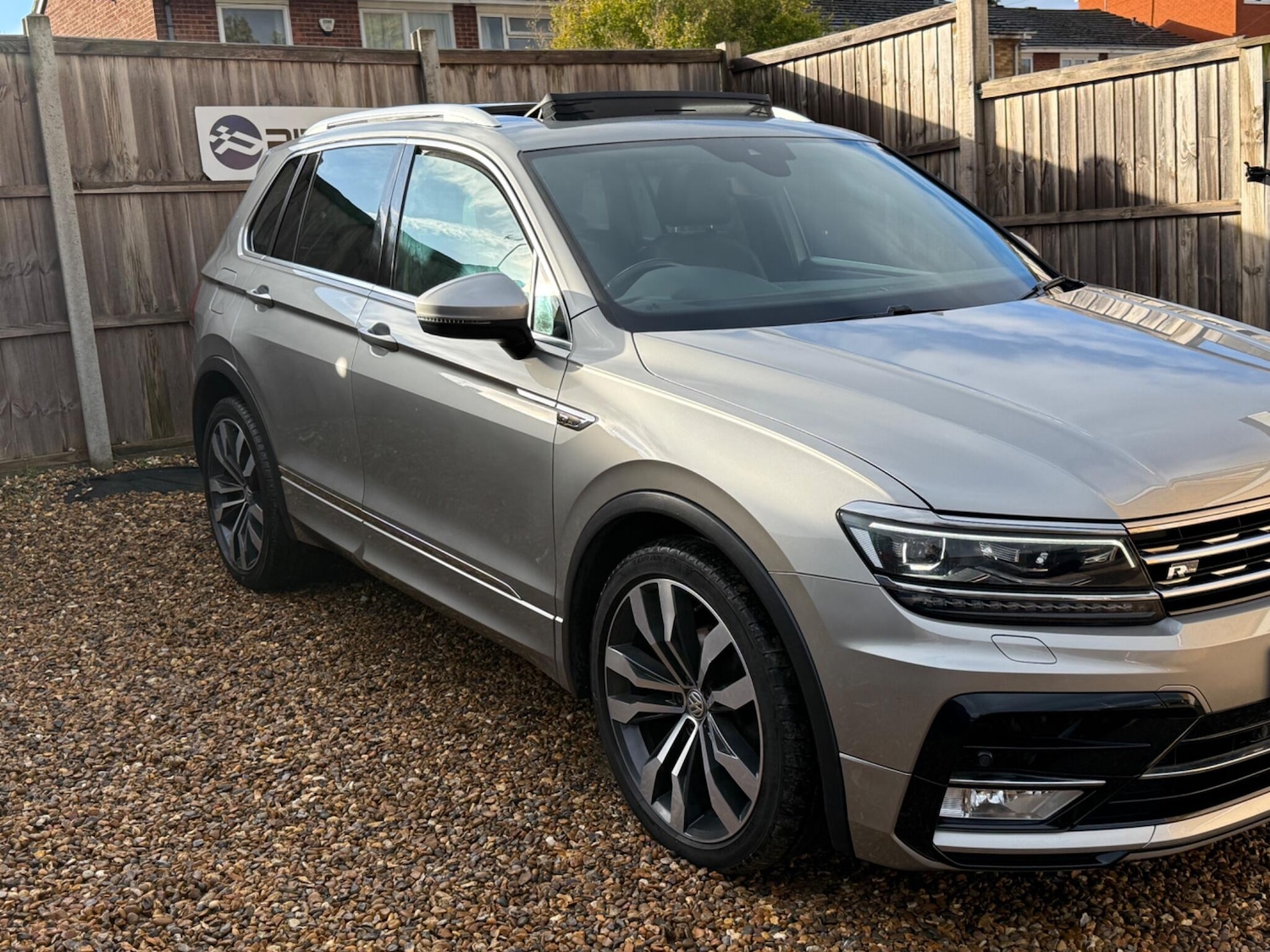 Used Volkswagen Tiguan 2017 for sale - 77237941: Photo 5