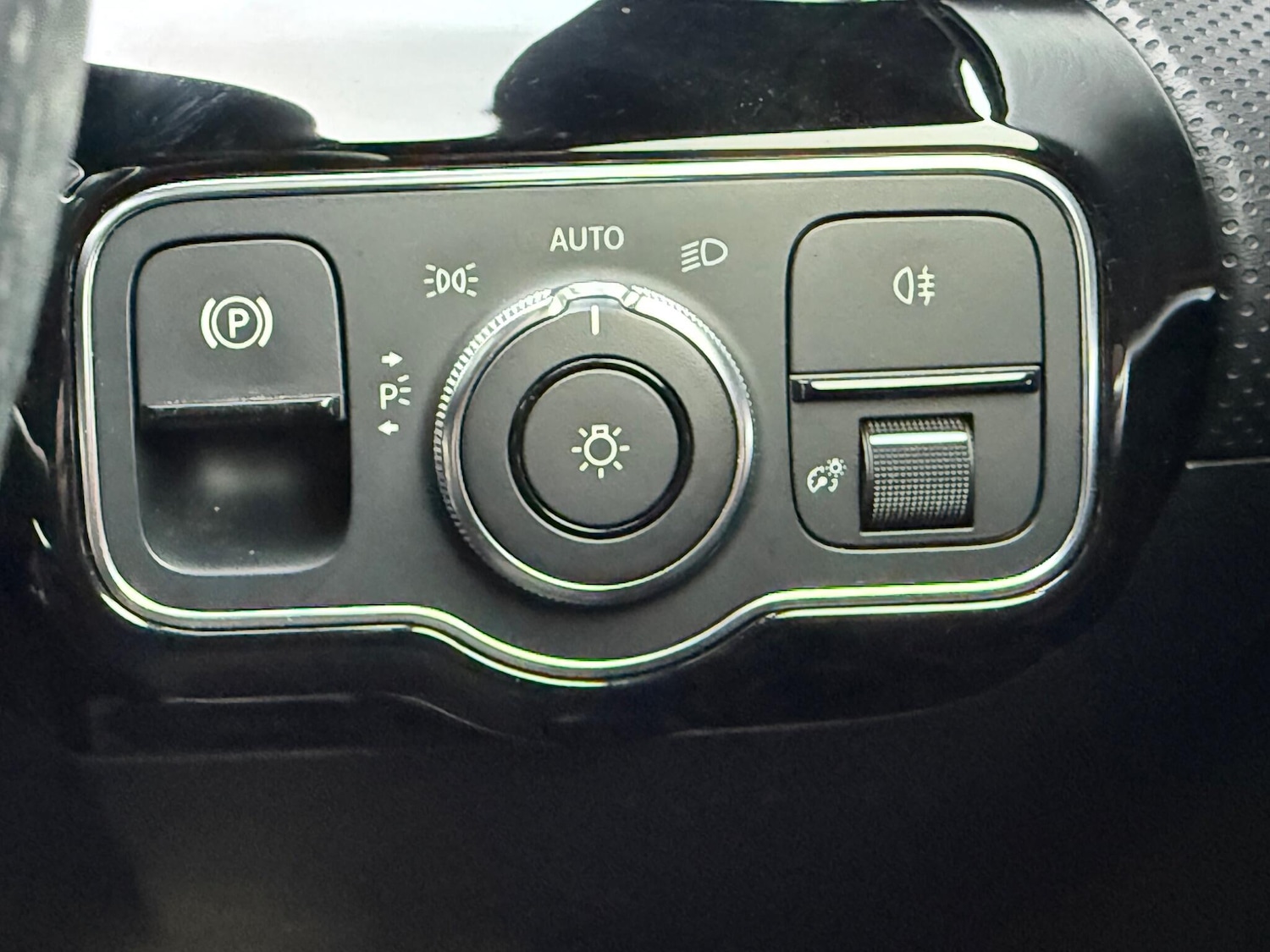 Used Mercedes-Benz A-Class 2018 for sale - 77331145: Photo 37