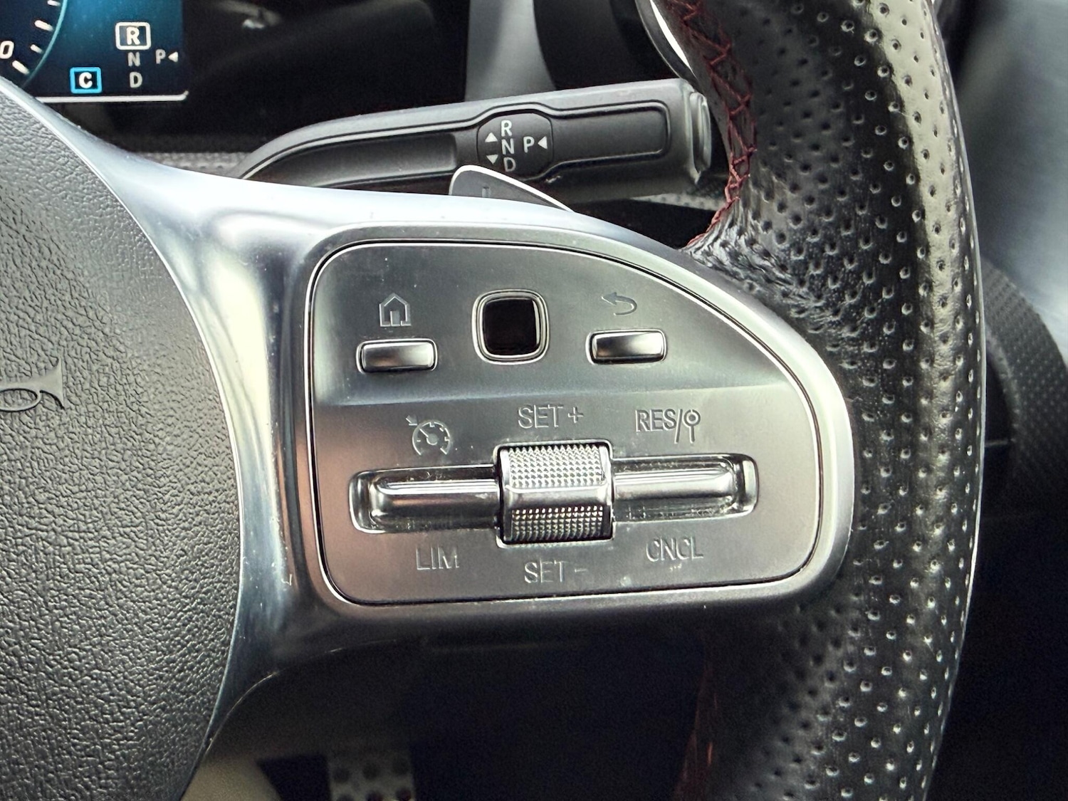 Used Mercedes-Benz A-Class 2018 for sale - 77331145: Photo 39