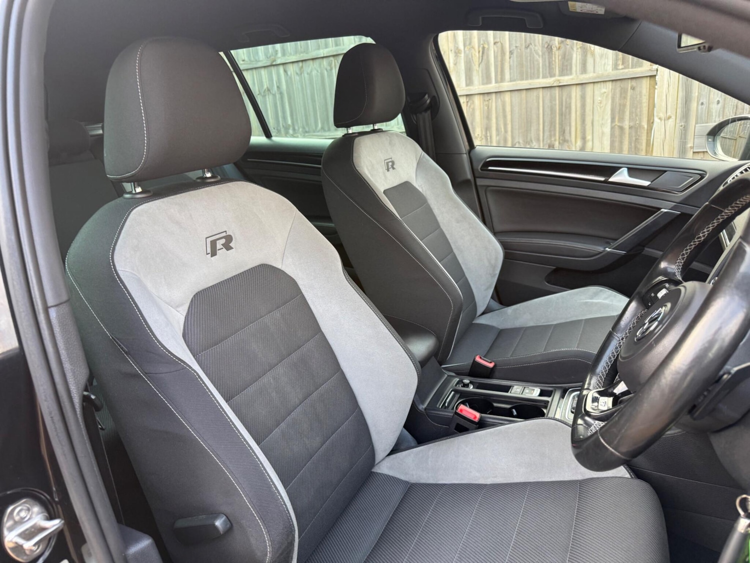 Used Volkswagen Golf 2016 for sale - 78034619: Photo 31