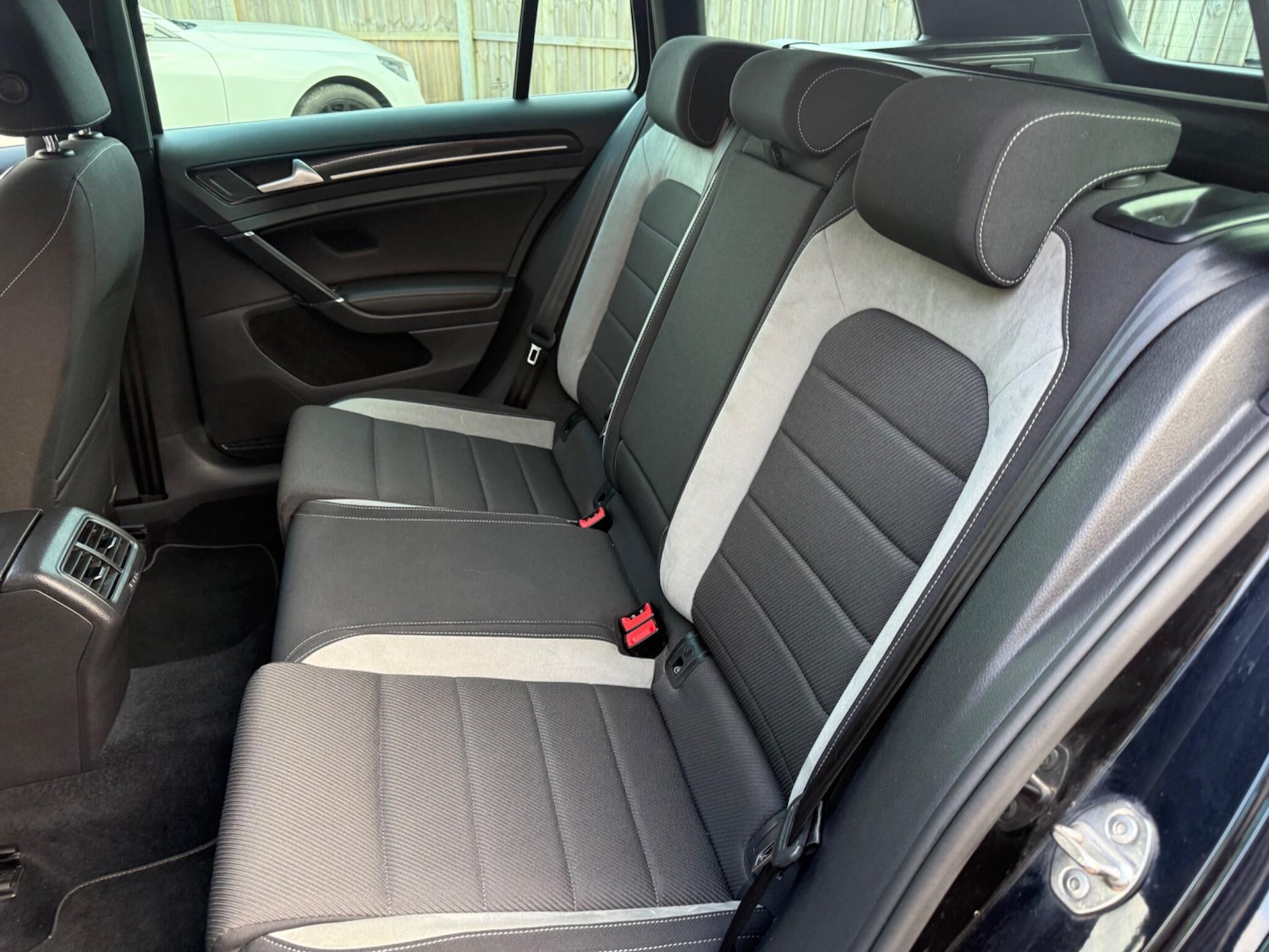 Used Volkswagen Golf 2016 for sale - 78034619: Photo 35