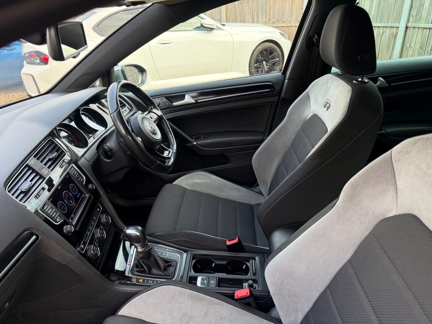 Used Volkswagen Golf 2016 for sale - 78034619: Photo 37