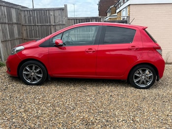Used Toyota Yaris 2012 for sale - 78834189: Photo