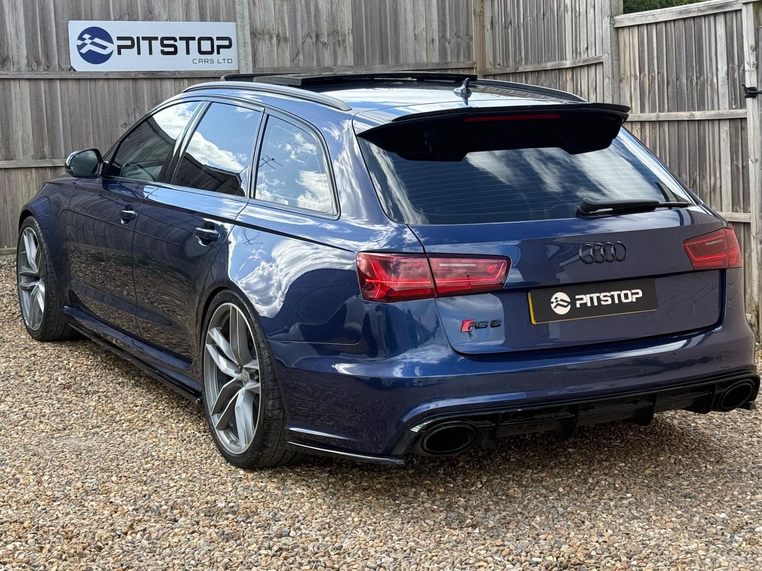 Used Audi RS6 Avant for sale - 78058680: Photo 2