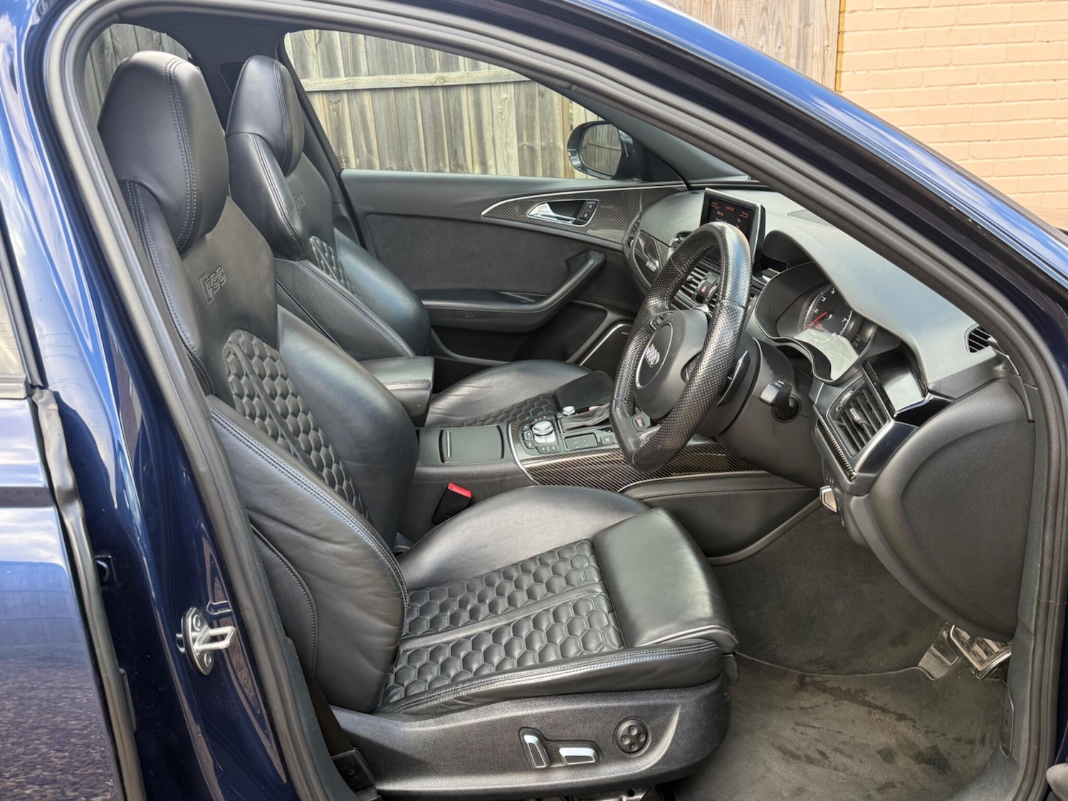 Used Audi RS6 Avant for sale - 78058680: Photo 32