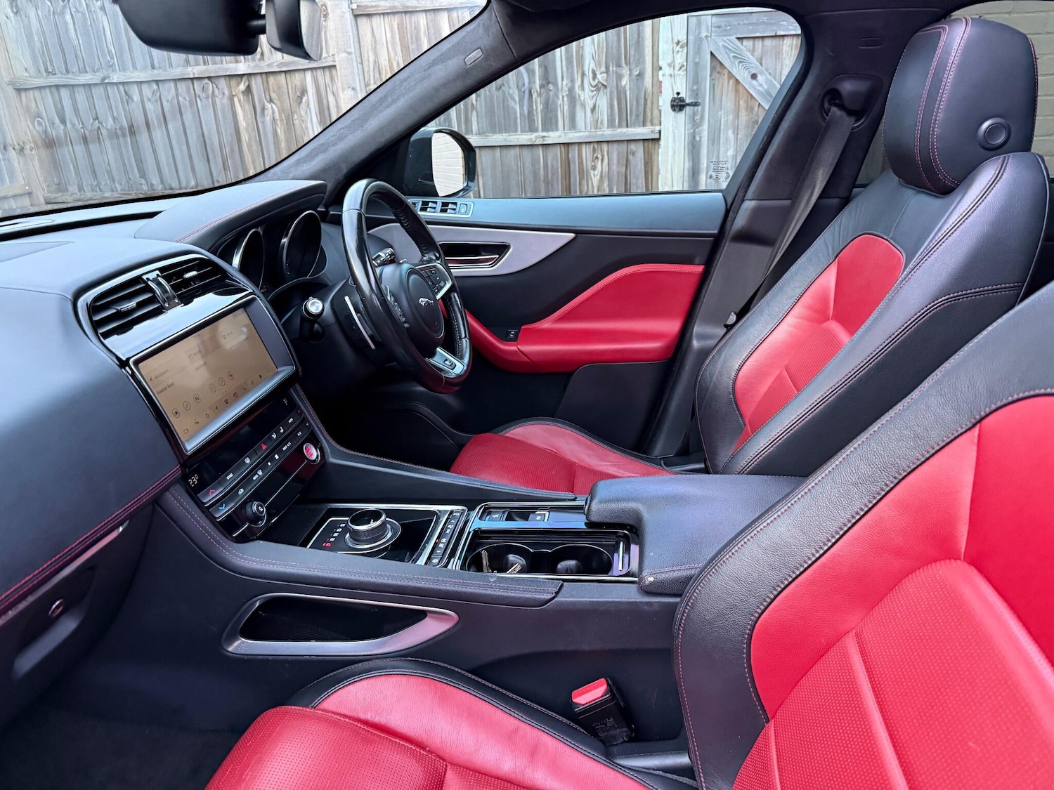 Used Jaguar F-Pace 2019 for sale - 77174858: Photo 20