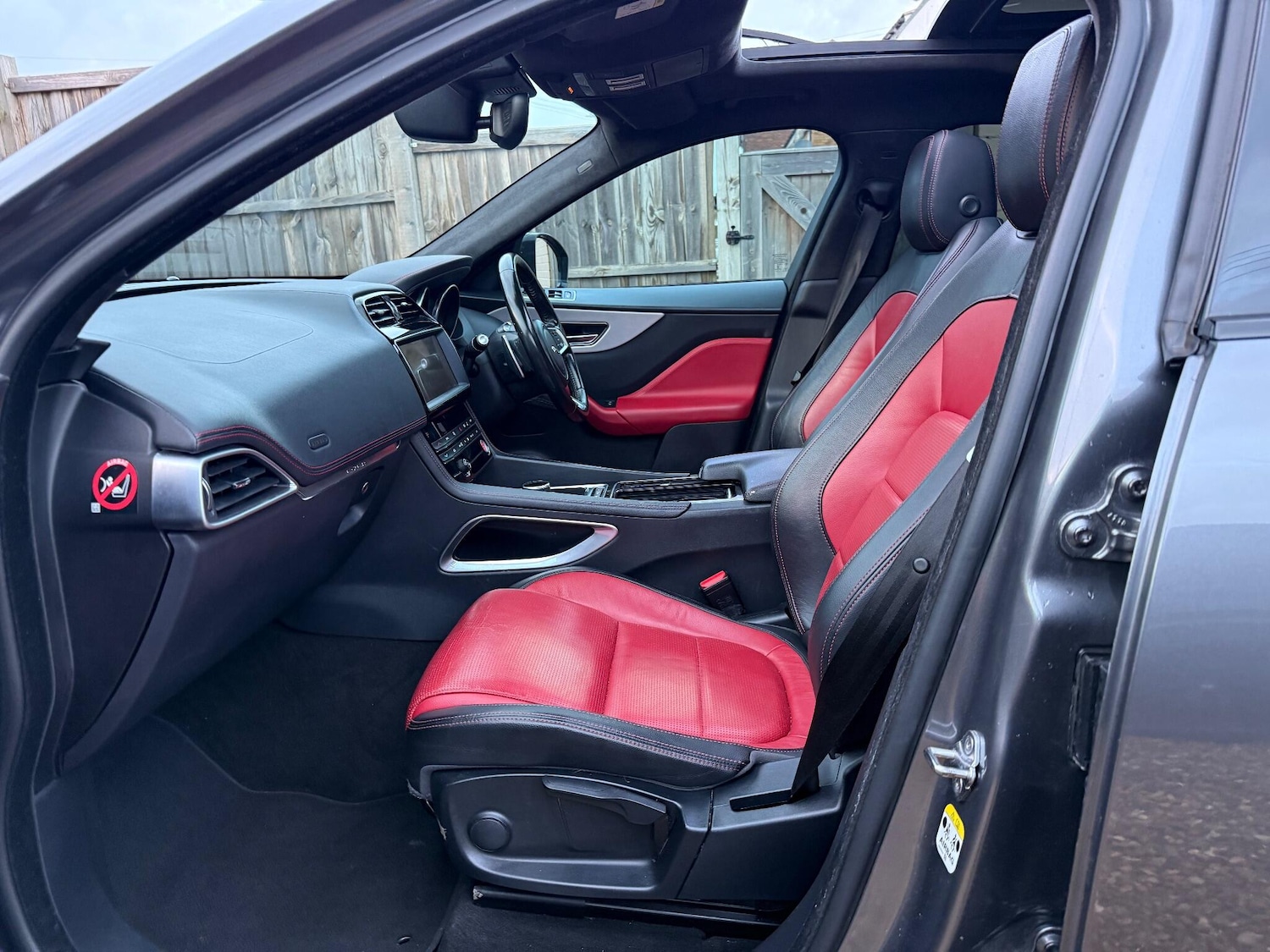 Used Jaguar F-Pace 2019 for sale - 77174858: Photo 24