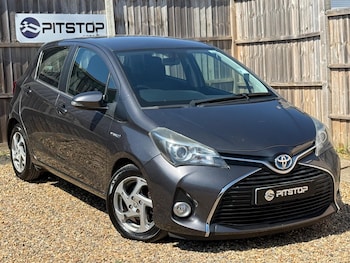 Used Toyota Yaris 2015 for sale - 79158199: Photo
