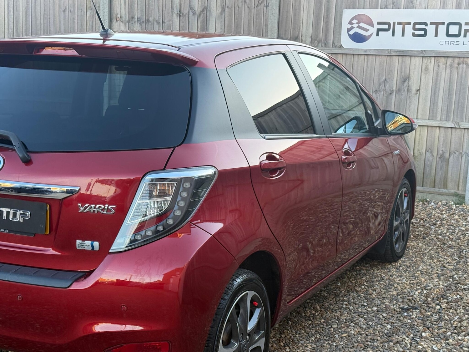 Used Toyota Yaris 2014 for sale - 77724097: Photo 13