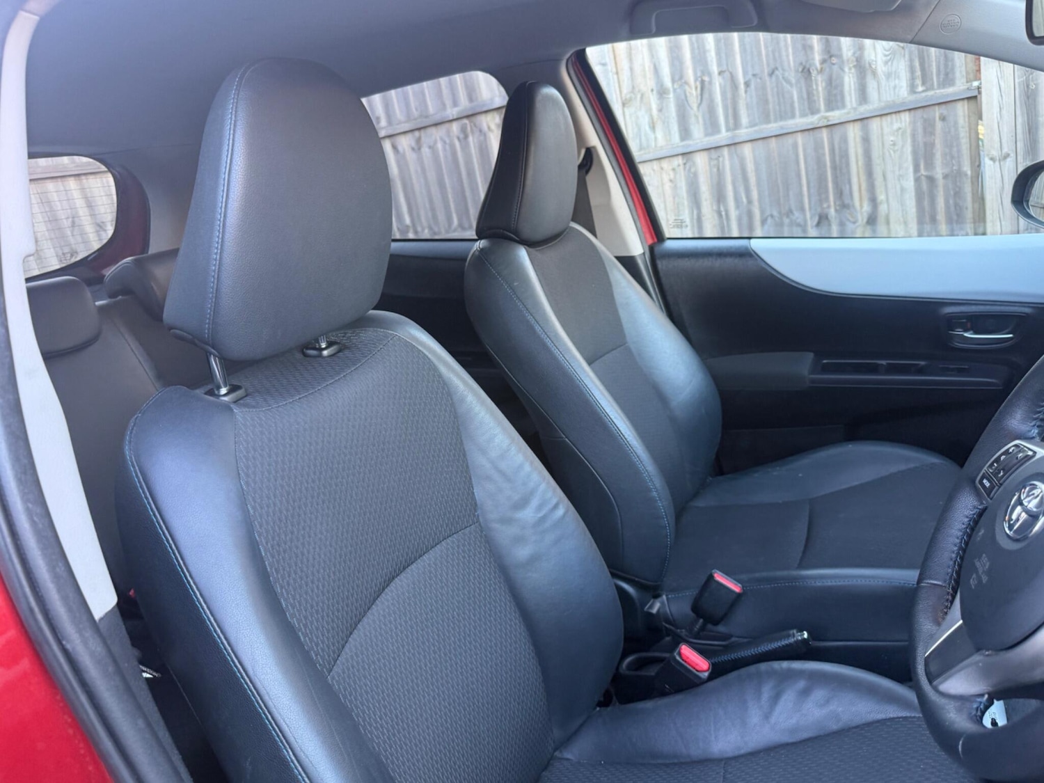 Used Toyota Yaris 2014 for sale - 77724097: Photo 20