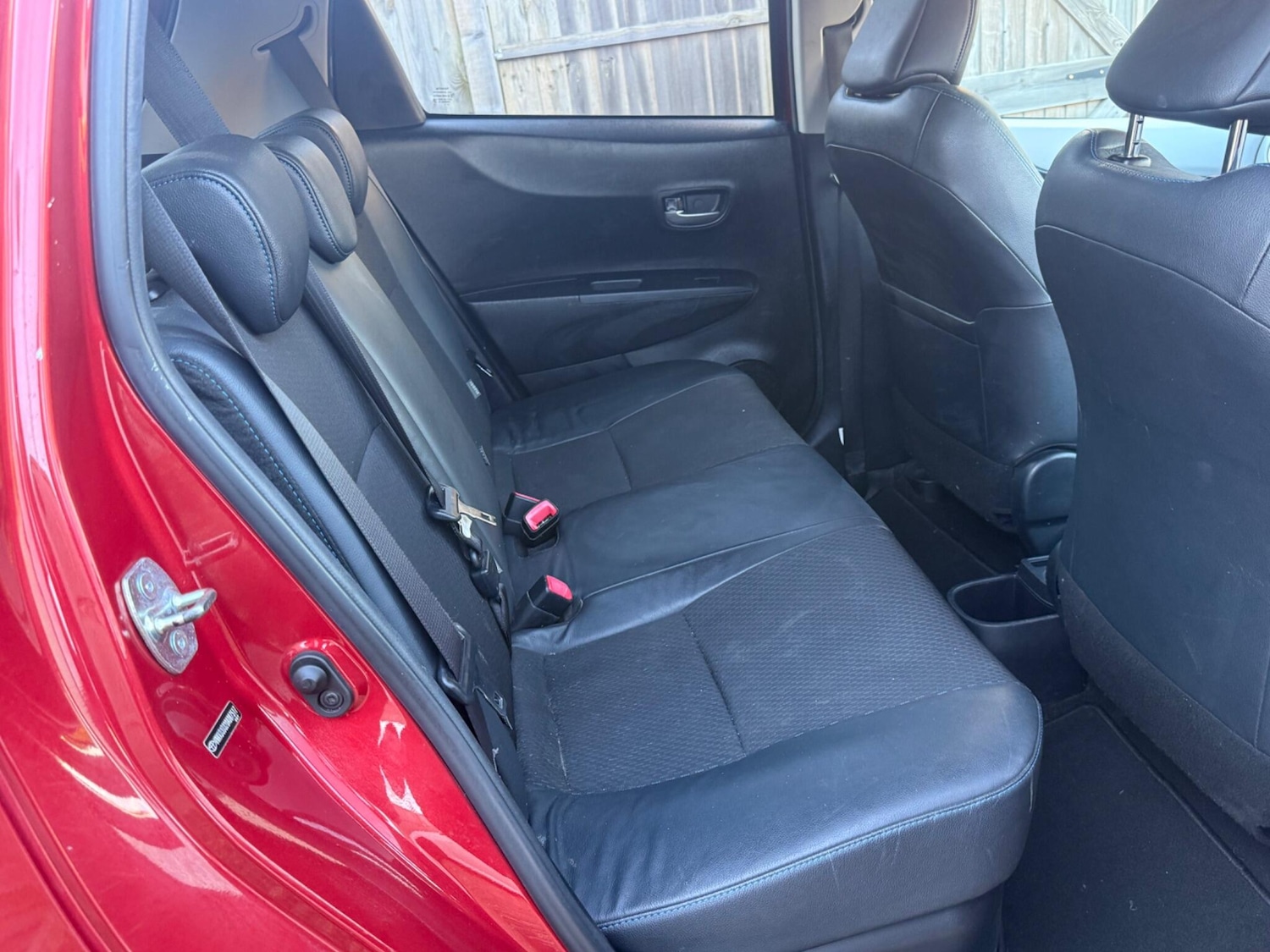 Used Toyota Yaris 2014 for sale - 77724097: Photo 29