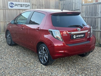 Used Toyota Yaris 2014 for sale - 77724097: Photo