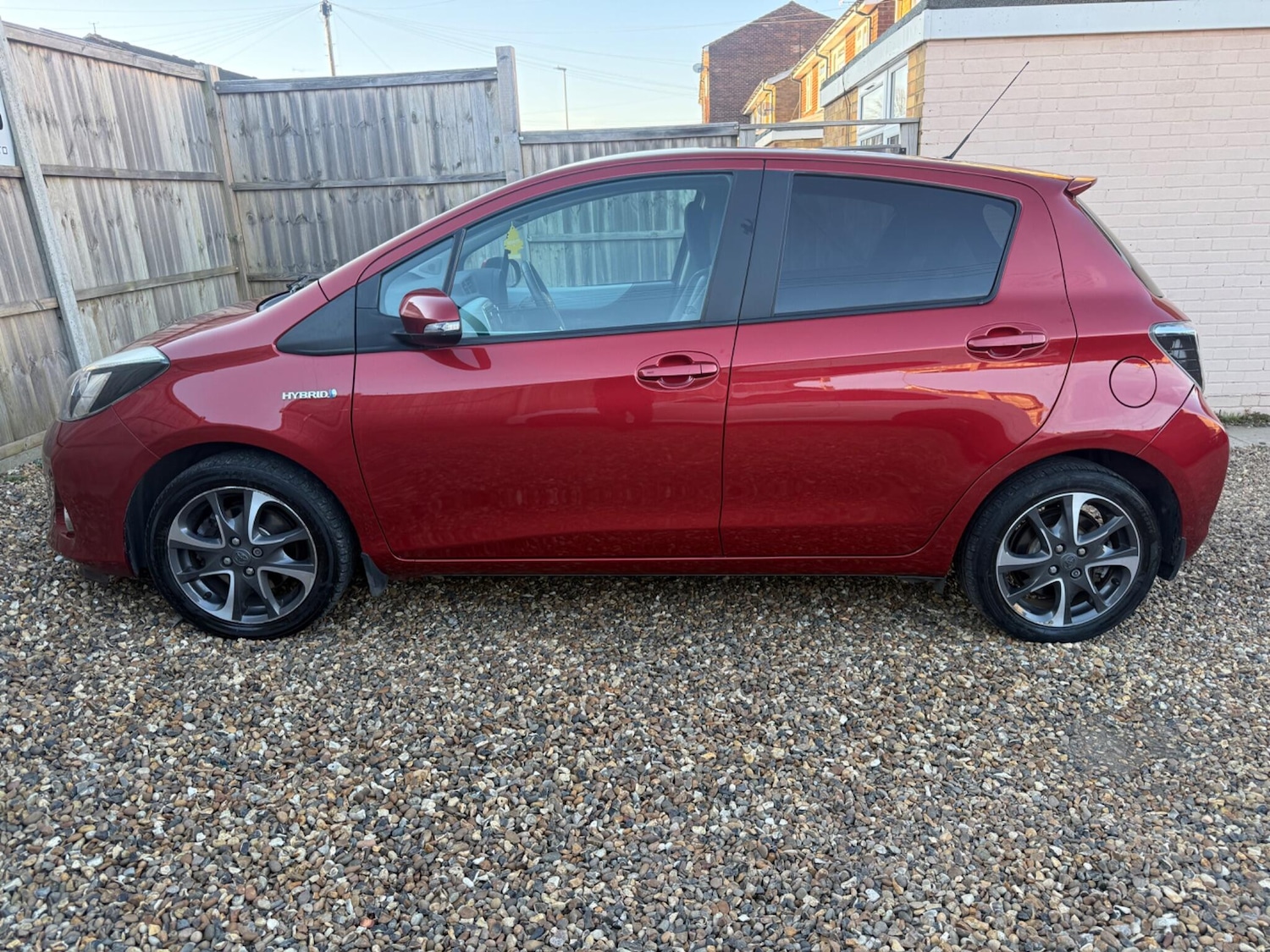 Used Toyota Yaris 2014 for sale - 77724097: Photo 4