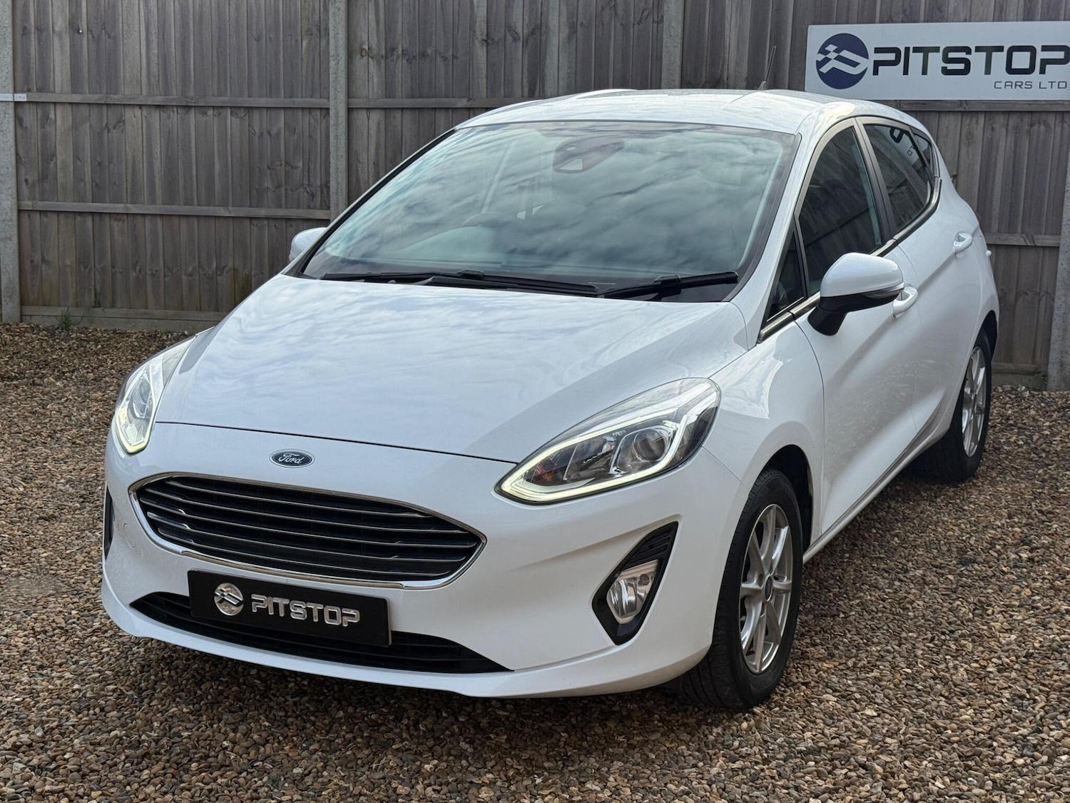 Used Ford Fiesta for sale - 77807851: Photo 5