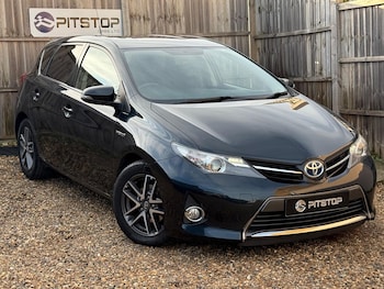 2015 (15) - 1.8 VVTi Hybrid Icon+ 5dr CVT Auto