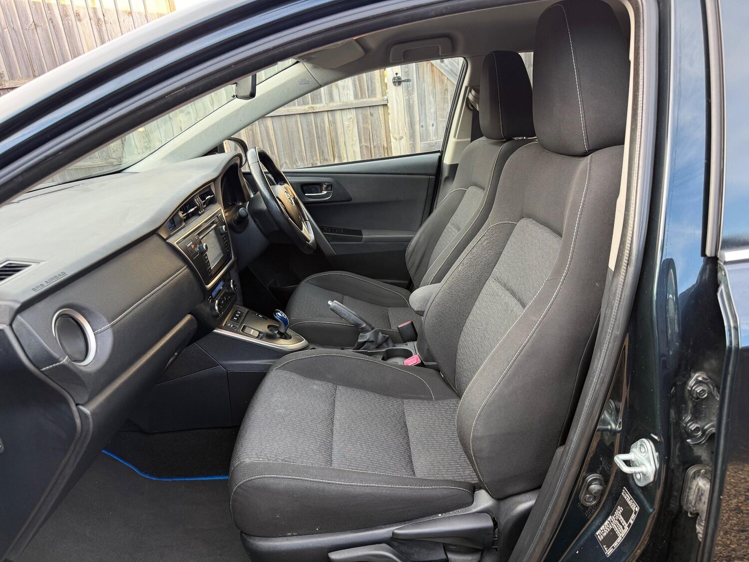 Used Toyota Auris 2015 for sale - 77203332: Photo 42