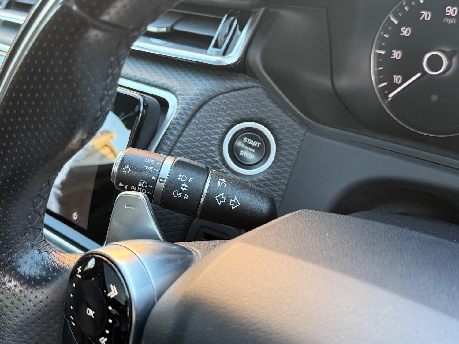 Used Land Rover Range Rover Velar 2017 for sale - 77081372: Photo 32