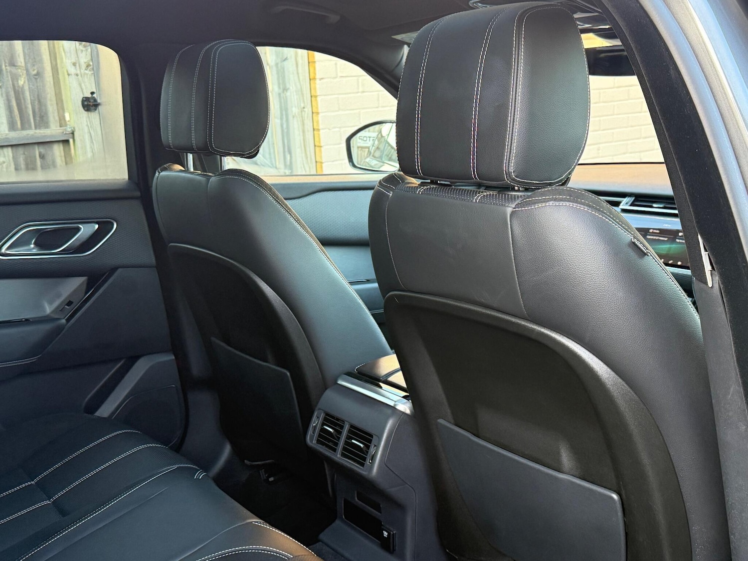 Used Land Rover Range Rover Velar 2017 for sale - 77081372: Photo 35