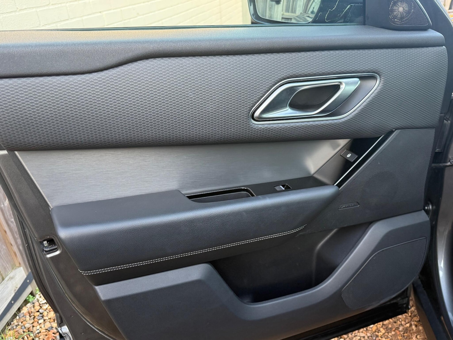 Used Land Rover Range Rover Velar 2017 for sale - 77081372: Photo 49