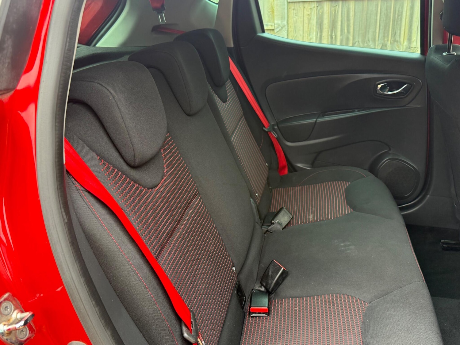 Used Renault Clio for sale - 77853773: Photo 27