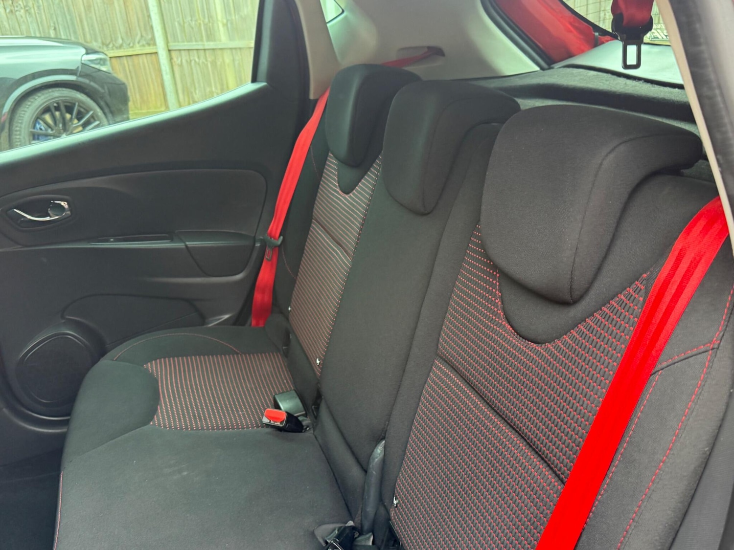 Used Renault Clio for sale - 77853773: Photo 29