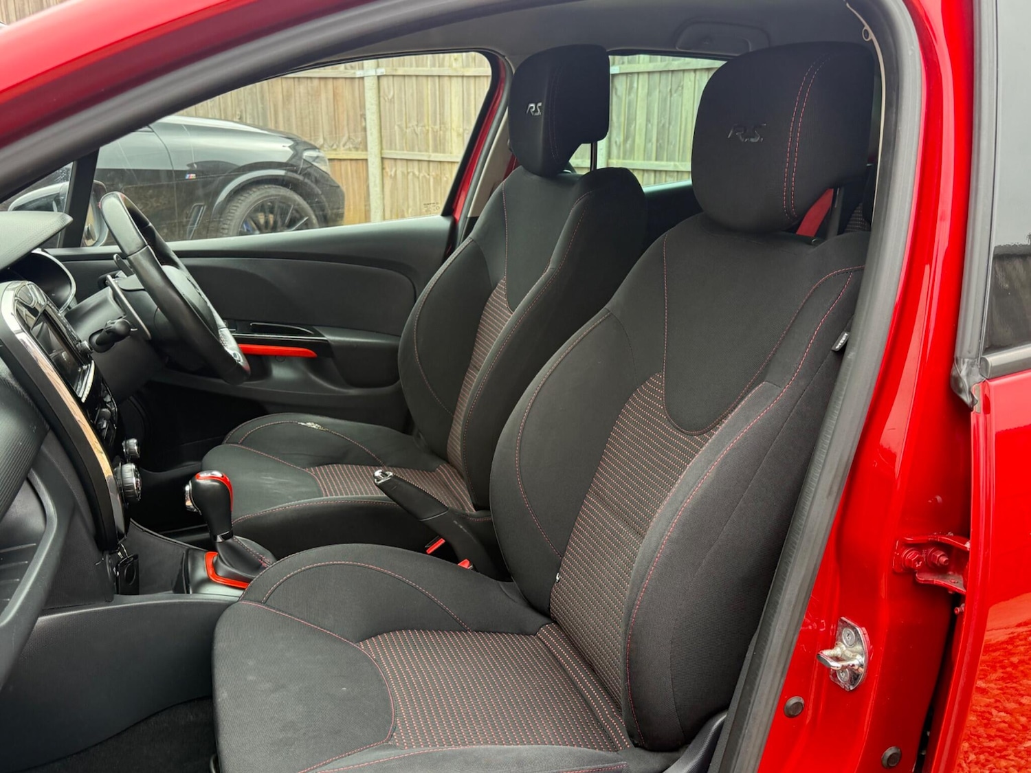 Used Renault Clio for sale - 77853773: Photo 31