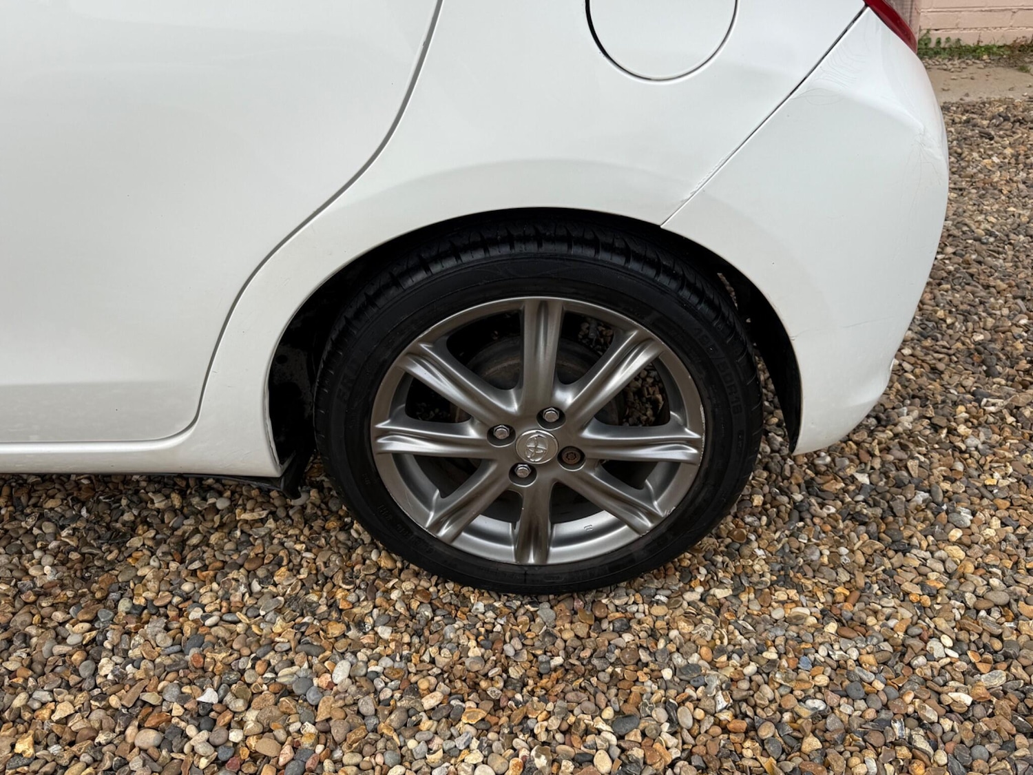 Used Toyota Yaris 2012 for sale - 77586643: Photo 15