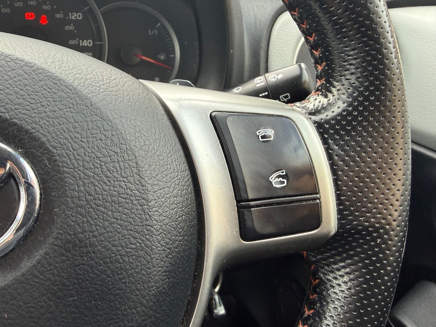 Used Toyota Yaris 2012 for sale - 77586643: Photo 22