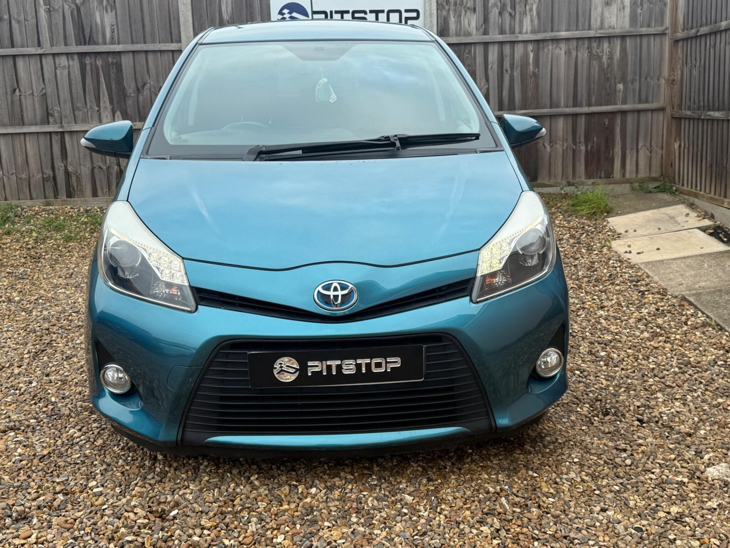 Used Toyota Yaris 2013 for sale - 76780893: Photo 11