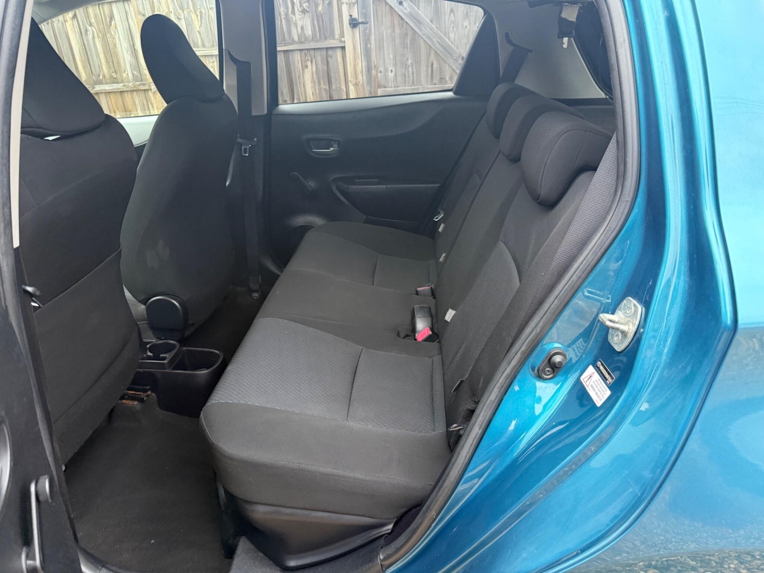 Used Toyota Yaris 2013 for sale - 76780893: Photo 22