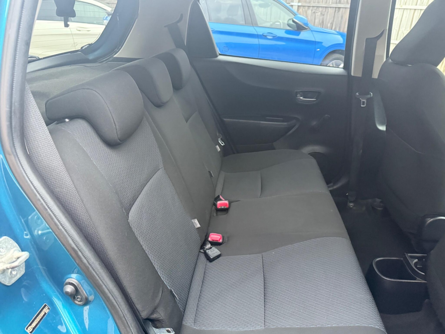 Used Toyota Yaris 2013 for sale - 76780893: Photo 23