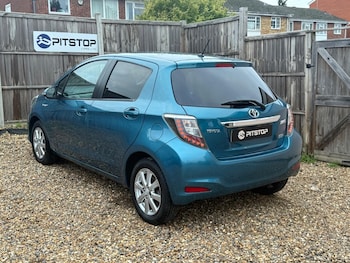 Used Toyota Yaris 2013 for sale - 76780893: Photo