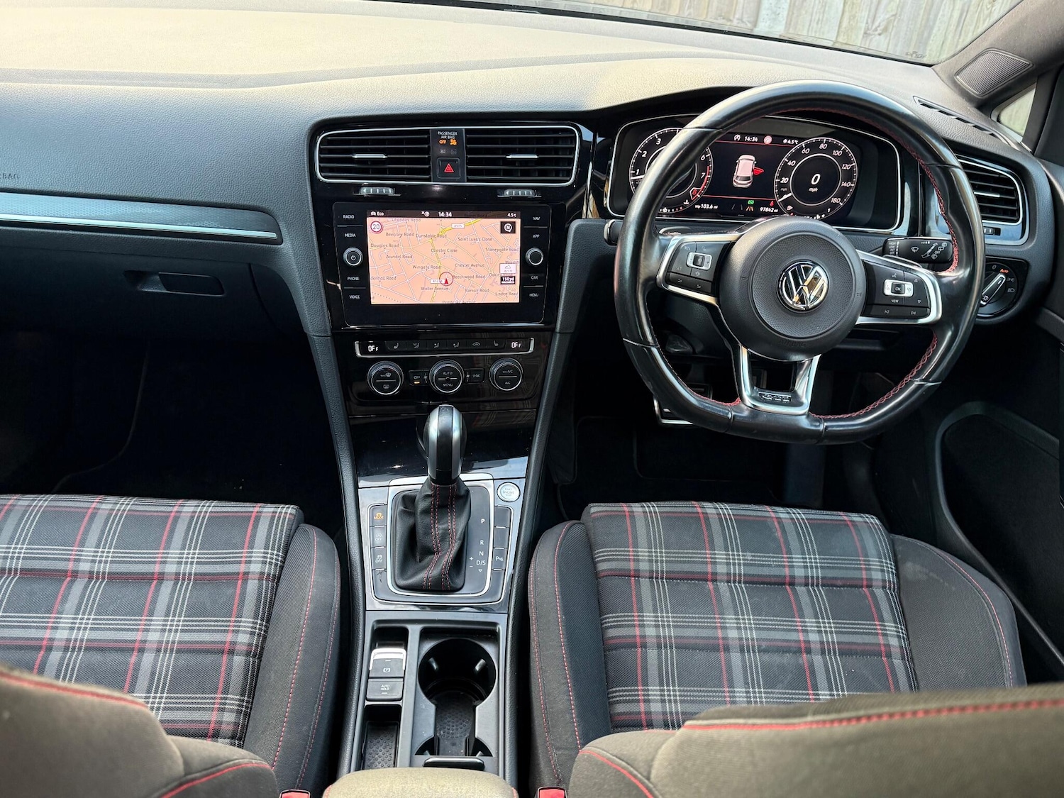 Used Volkswagen Golf 2019 for sale - 77074230: Photo 20
