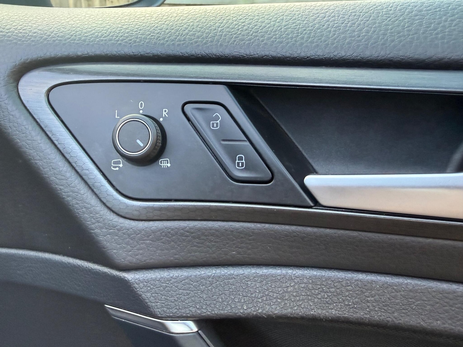 Used Volkswagen Golf 2019 for sale - 77074230: Photo 32