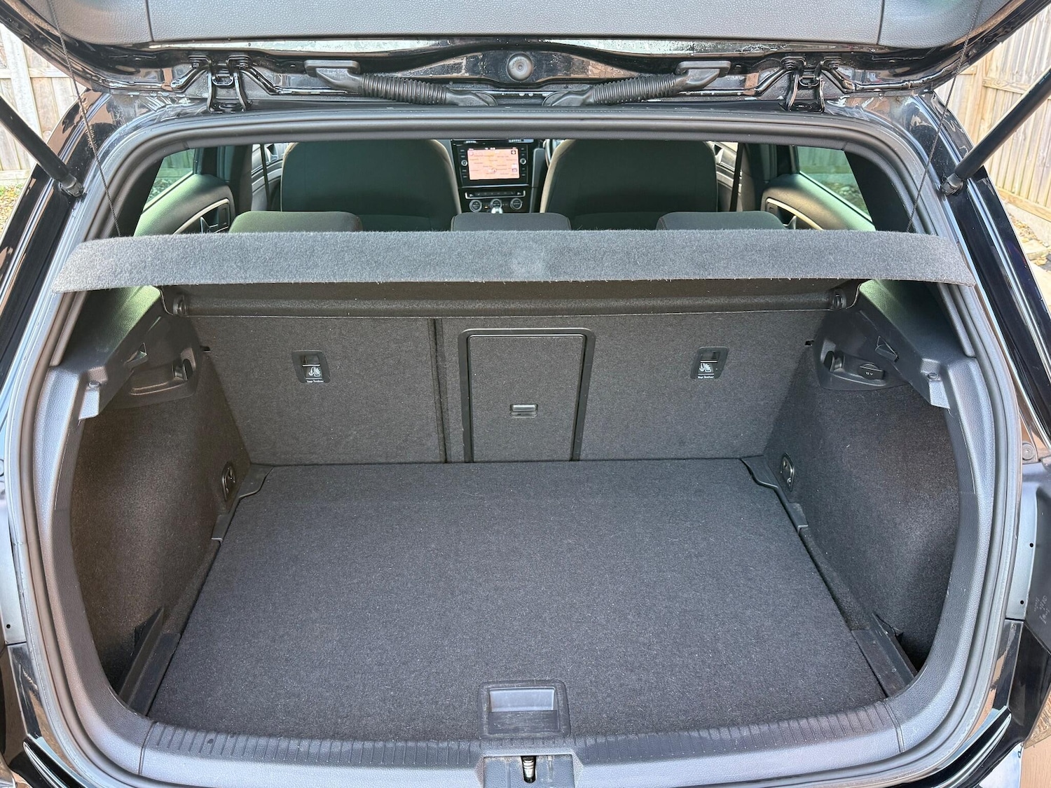 Used Volkswagen Golf 2019 for sale - 77074230: Photo 35