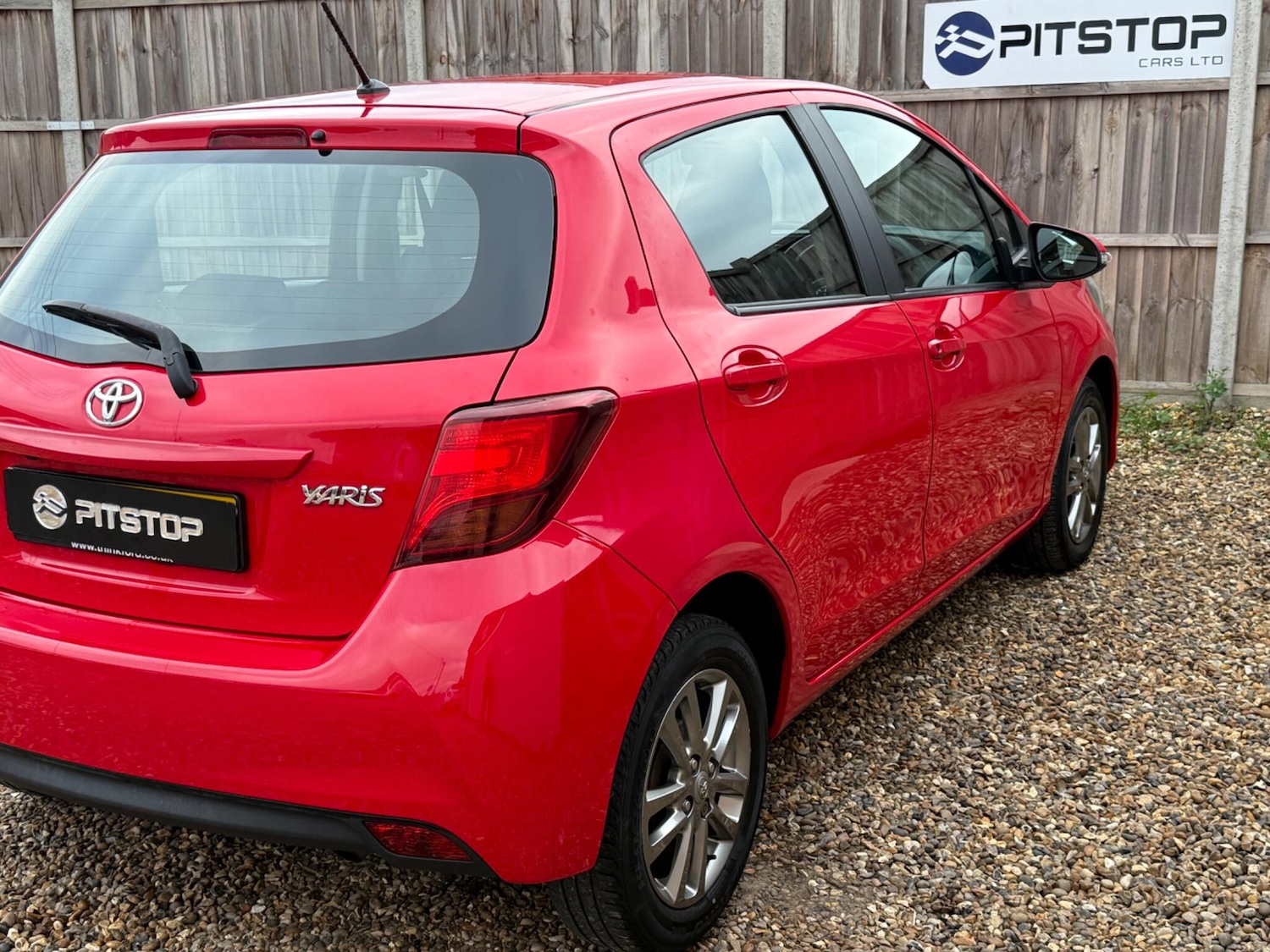 Used Toyota Yaris 2014 for sale - 76781126: Photo 13