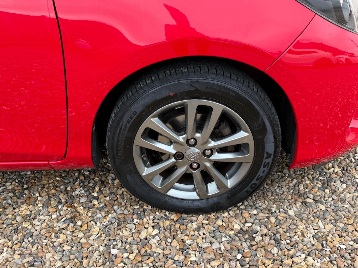 Used Toyota Yaris 2014 for sale - 76781126: Photo 17