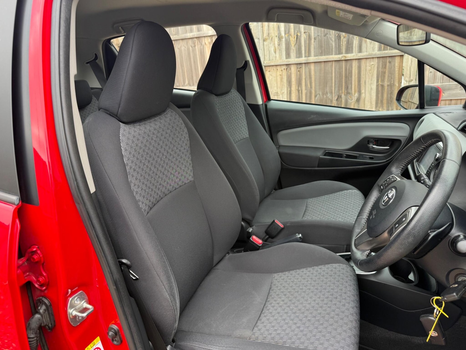 Used Toyota Yaris 2014 for sale - 76781126: Photo 22