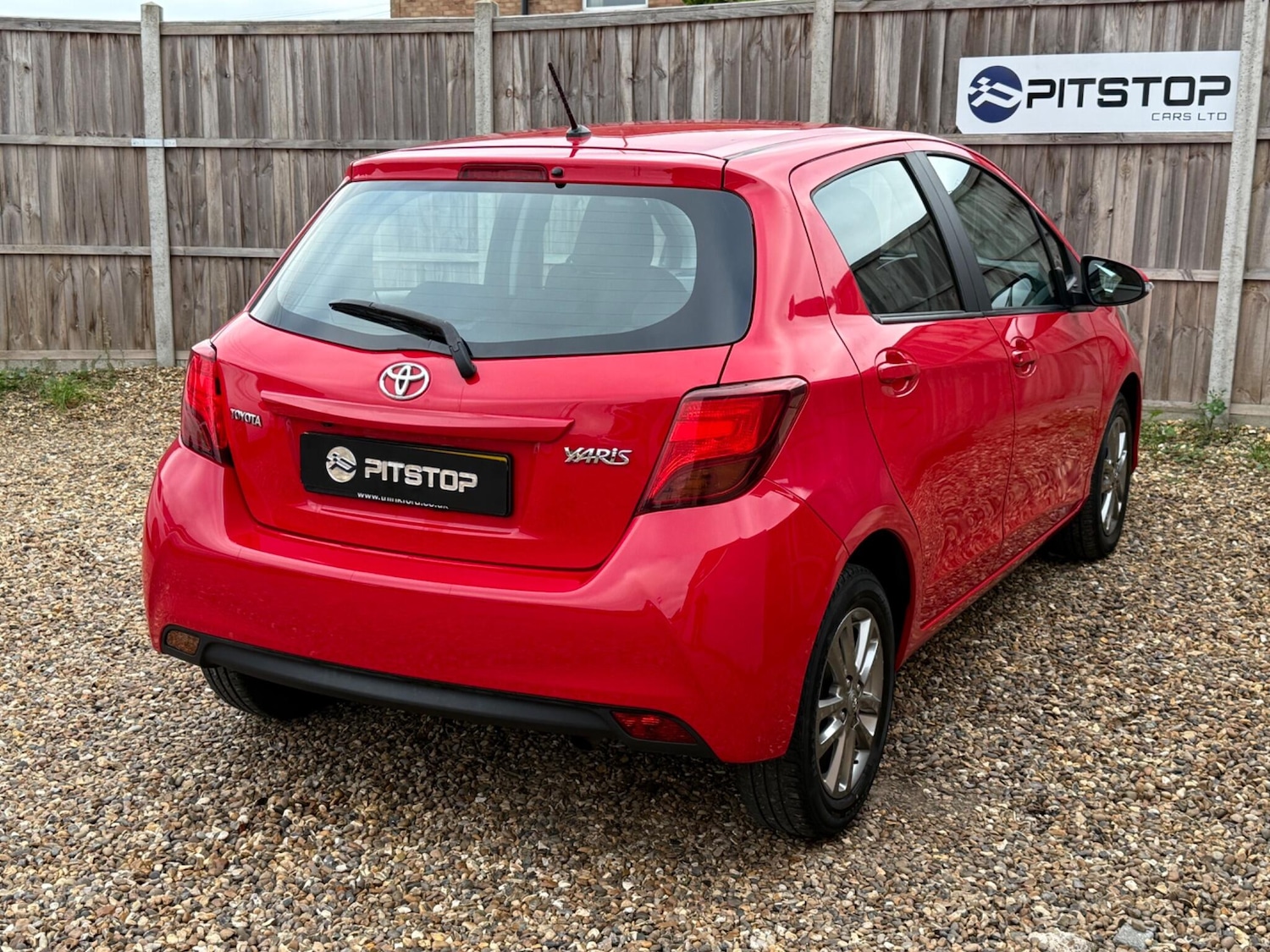 Used Toyota Yaris 2014 for sale - 76781126: Photo 8